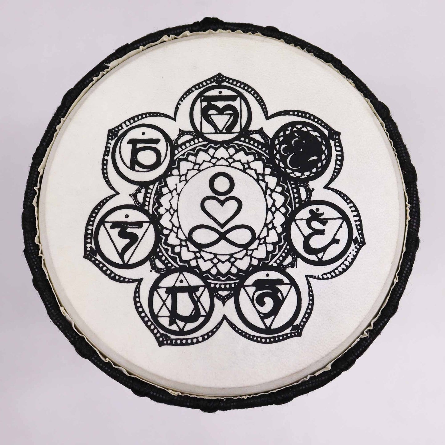 Handgefertigte Djembe Trommel mit breitem Kopf – Chakra 30cm