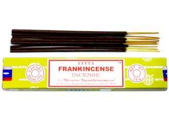 Satya Räucherstäbchen Starter-Set – 7 Düfte & Mangoholz-Halter