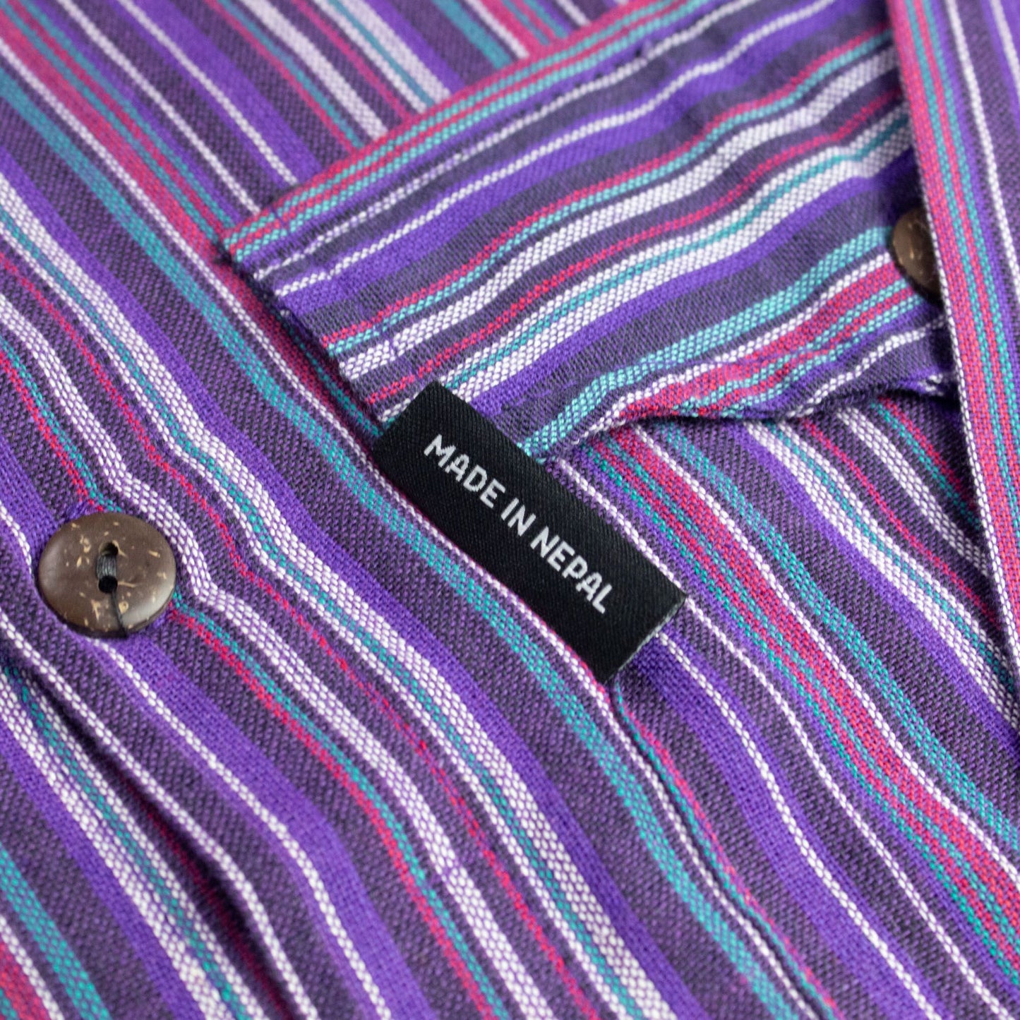 Nomad Sari Grandad Shirt – Black Purple – Größe M