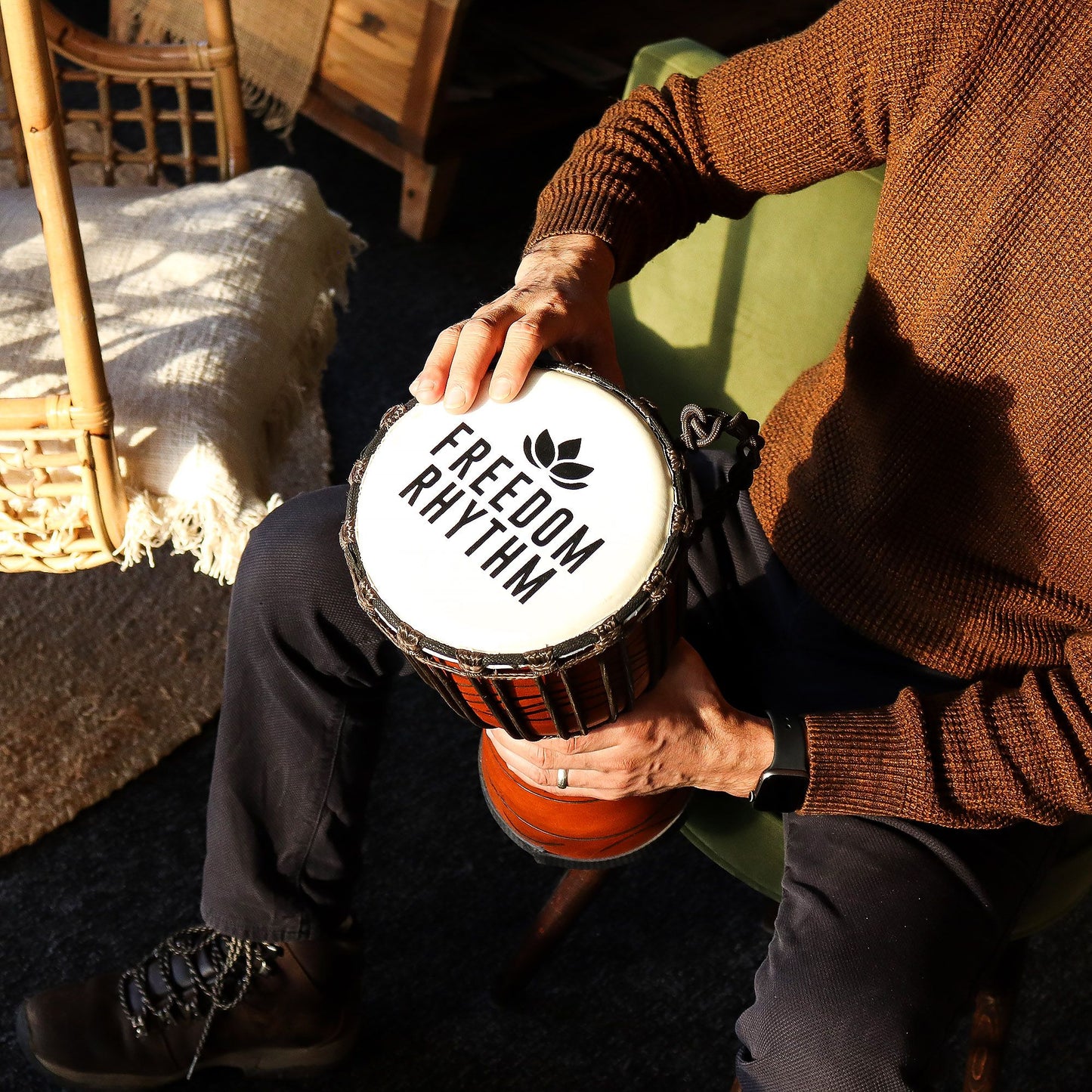 Pro Djembe Trommel Mittel – Freedom Rhythm (hoch) 40cm / 18cm Ø